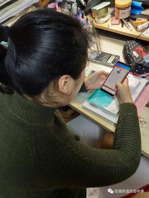 线下线上同步开展,青年学习正当年华